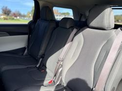 2022 Kia Carnival S