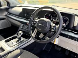 2022 Kia Carnival S