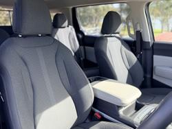 2022 Kia Carnival S
