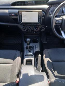 2021 Toyota Hilux SR