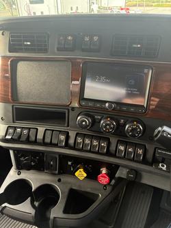 2025 Kenworth T420 T420SAR
