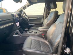 2025 Ford Everest Platinum