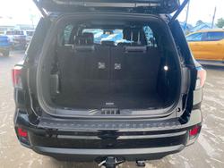 2025 Ford Everest Platinum