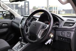 2022 Mitsubishi Triton GLX-R