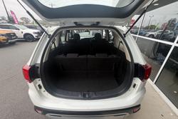 2018 Mitsubishi Outlander ES