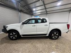 2022 Mazda BT-50 GT