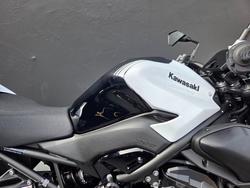2025 Kawasaki Z900RS (ZR900C) WHITE