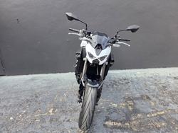 2025 Kawasaki Z900RS (ZR900C) WHITE