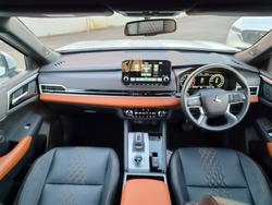 2024 Mitsubishi Outlander Exceed Tourer