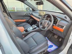 2024 Mitsubishi Outlander Exceed Tourer
