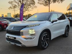 2024 Mitsubishi Outlander Exceed Tourer