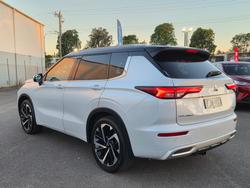 2024 Mitsubishi Outlander Exceed Tourer