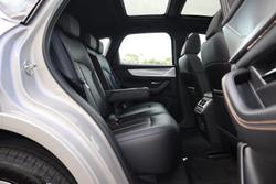2025 Mazda CX-60 P50e Azami