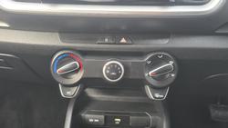 2023 Kia Stonic S