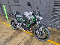 2023 Kawasaki Z650L (LAMS) EBONY