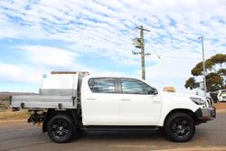 2024 Toyota Hilux SR 48V