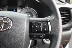 2024 Toyota Hilux SR 48V