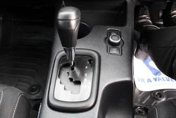 2024 Toyota Hilux SR 48V