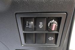 2024 Toyota Hilux SR 48V