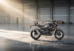 CFMOTO MY26 450NK ABS