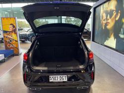 2025 Volkswagen T-Roc 140TSI R-Line