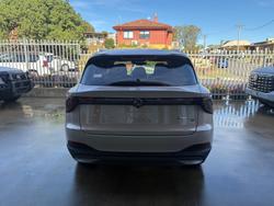 2025 MG MGS5 EV Essence 62