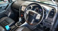 2019 Isuzu MU-X LS-T
