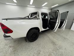 2020 Toyota Hilux SR5 GUN126R 4X4 Dual Range White
