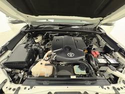 2020 Toyota Hilux SR5 GUN126R 4X4 Dual Range White