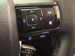 2020 Toyota Hilux SR5 GUN126R 4X4 Dual Range White
