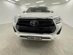 2020 Toyota Hilux SR5 GUN126R 4X4 Dual Range White