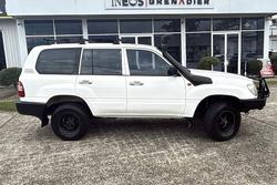 2005 Toyota Landcruiser Standard