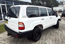 2005 Toyota Landcruiser Standard