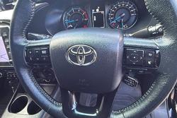 2020 Toyota Hilux Rugged X