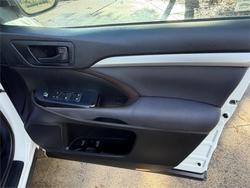 2017 TOYOTA KLUGER GX (4x2)
