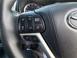 2017 TOYOTA KLUGER GX (4x2)
