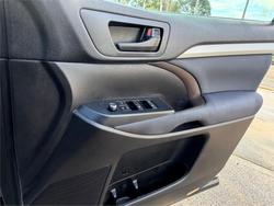 2017 TOYOTA KLUGER GX (4x2)
