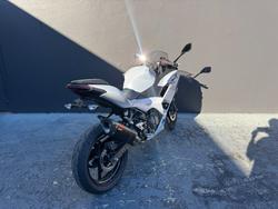 2024 Kawasaki NINJA 400 WHITE