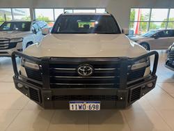 2024 Toyota LANDCRUISER LC300 3.3L V6 DSL GXL 7 Seats