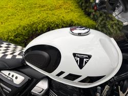 2025 Triumph SCRAMBLER 400 X