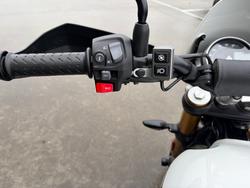 2025 Triumph SCRAMBLER 400 X