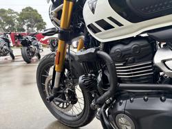 2025 Triumph SCRAMBLER 400 X