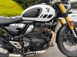 2025 Triumph SCRAMBLER 400 X