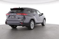 2022 Toyota Kluger Grande