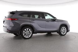 2022 Toyota Kluger Grande