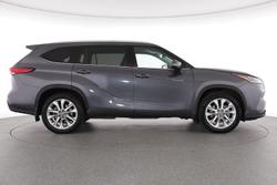 2022 Toyota Kluger Grande