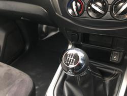 2019 Nissan Navara RX