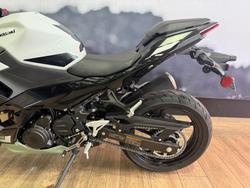 2026 Kawasaki NINJA 500 SE (LAMS) WHITE