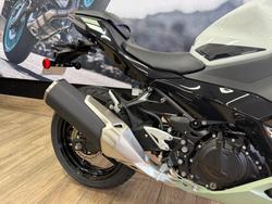 2026 Kawasaki NINJA 500 SE (LAMS) WHITE