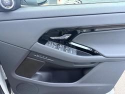 2026 Land Rover Range Rover Evoque P250 Dynamic SE